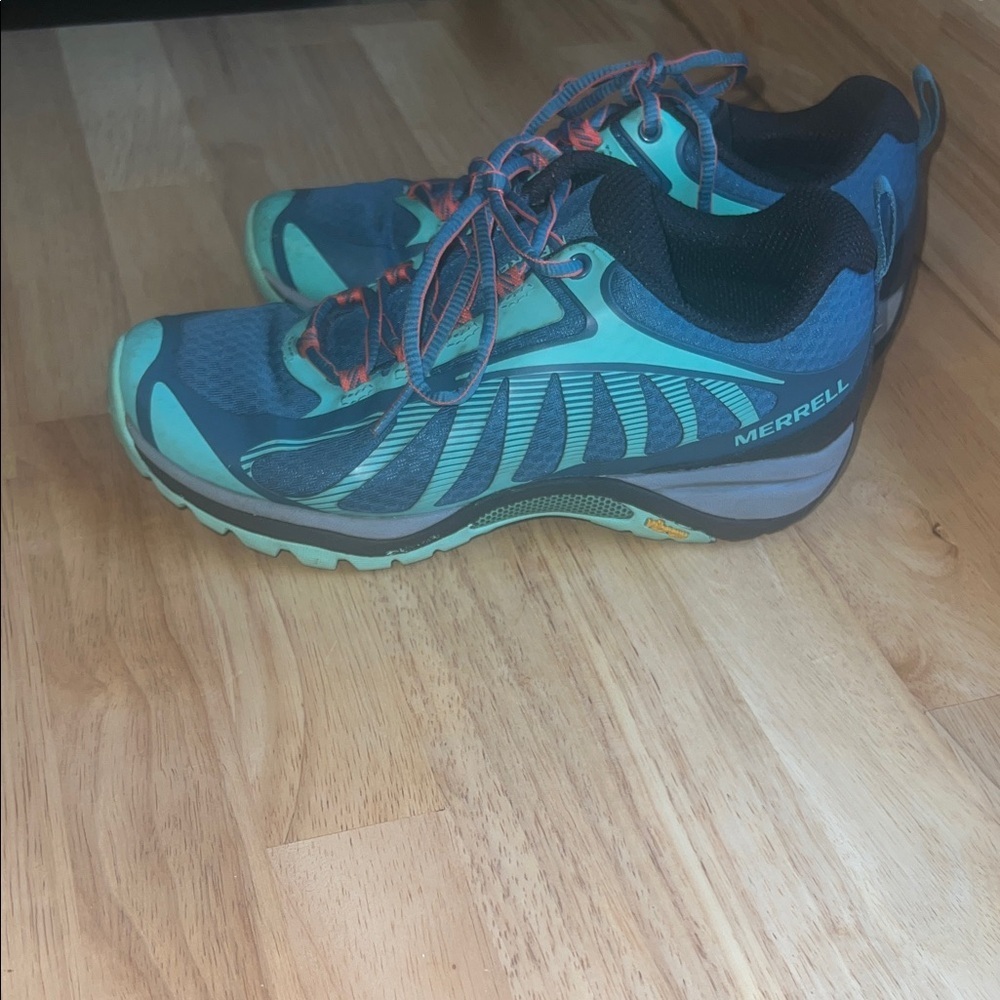 Merrell Women's Teal and Black Athletic Shoes